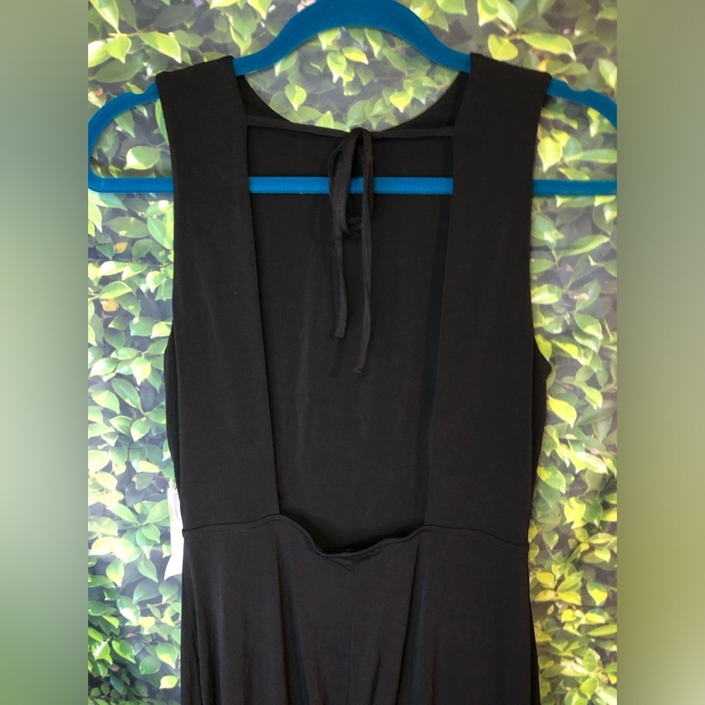 NWOT VENUS Black Sleeveless Dress - Picture 5 of 16